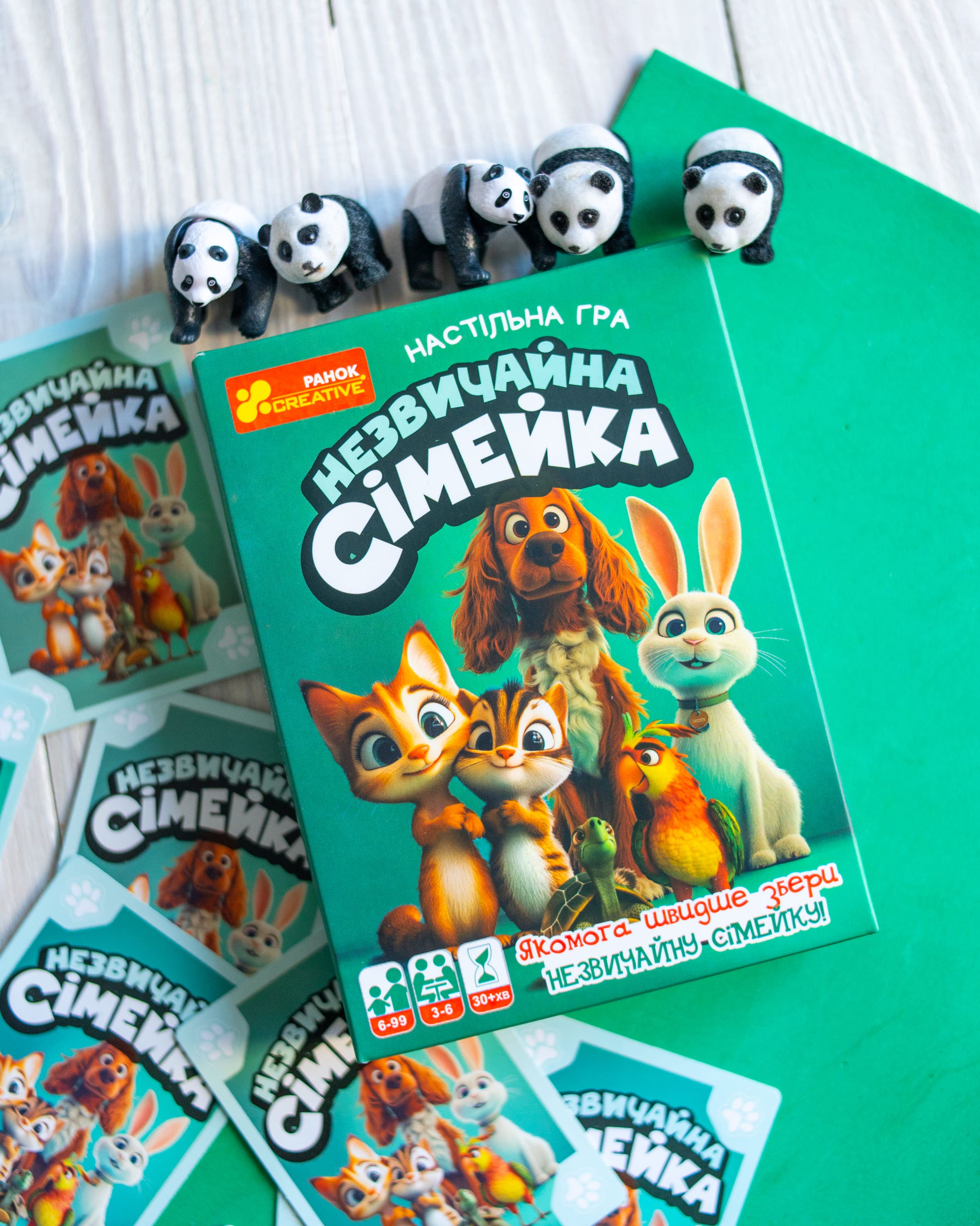 Настільна гра «Незвичайна сімейка» - фото Ранок Креатив
